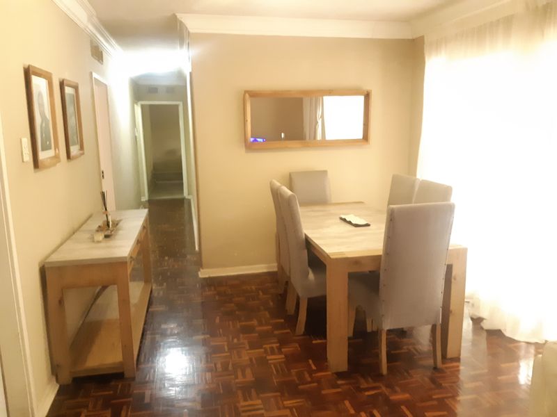 Discover Your Urban Retreat in The Wolds, New Germany - Photo 5