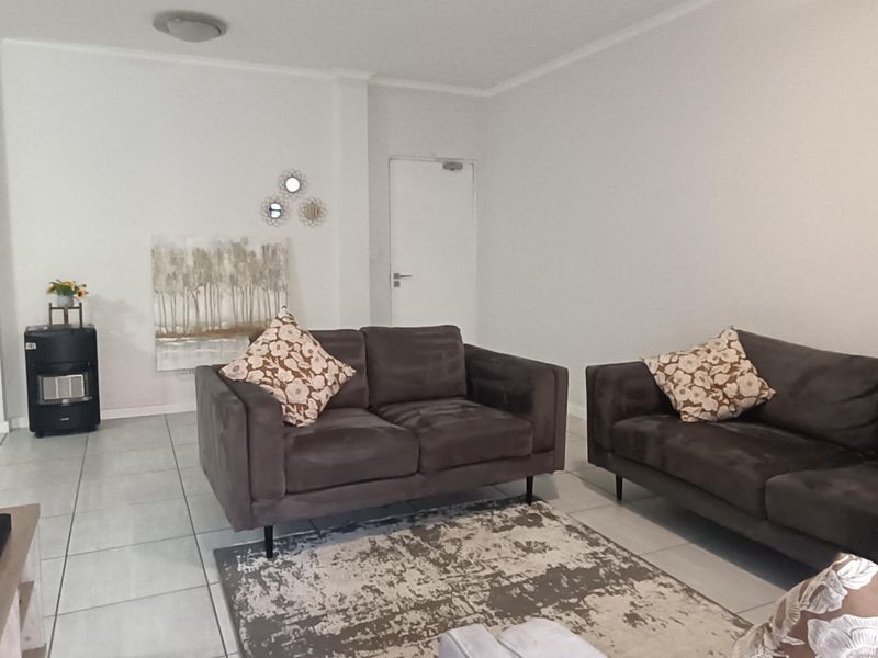 Luxury Living in Waterfall City – Modern 3-Bedroom at an Unbeatable Price! - Photo 4