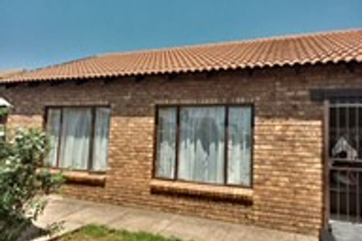 2 Bedrooms of Pure Joy - Photo 2