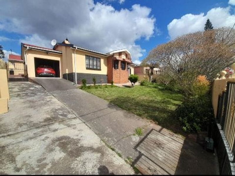 A Home On A Huge Erf - Photo 2
