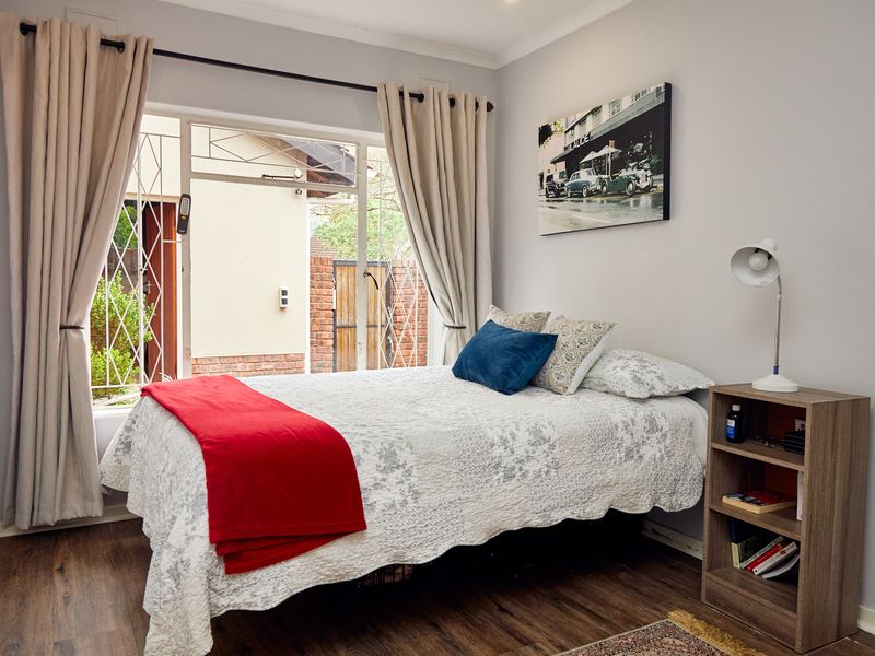 3 Bedroom 2 Bathroom Townhouse - Best in the complex - Photo 7