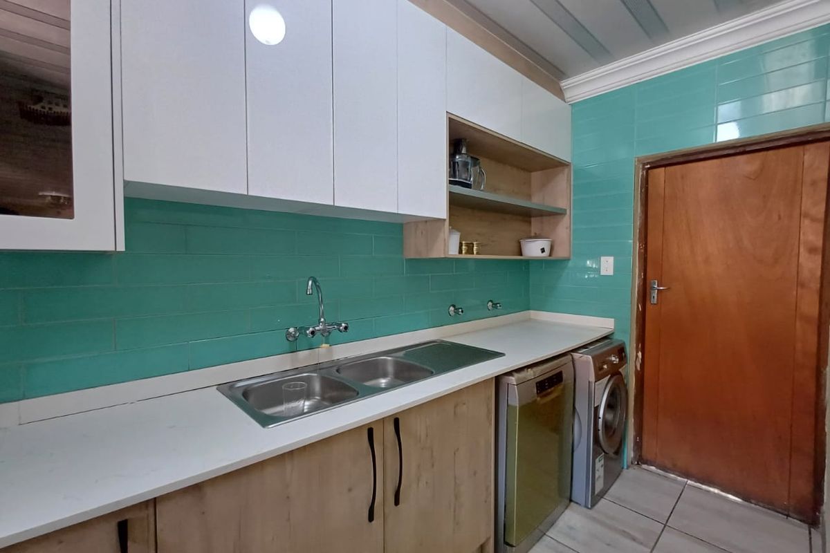 Charming 3-bedroom home in Theresapark - Photo 4