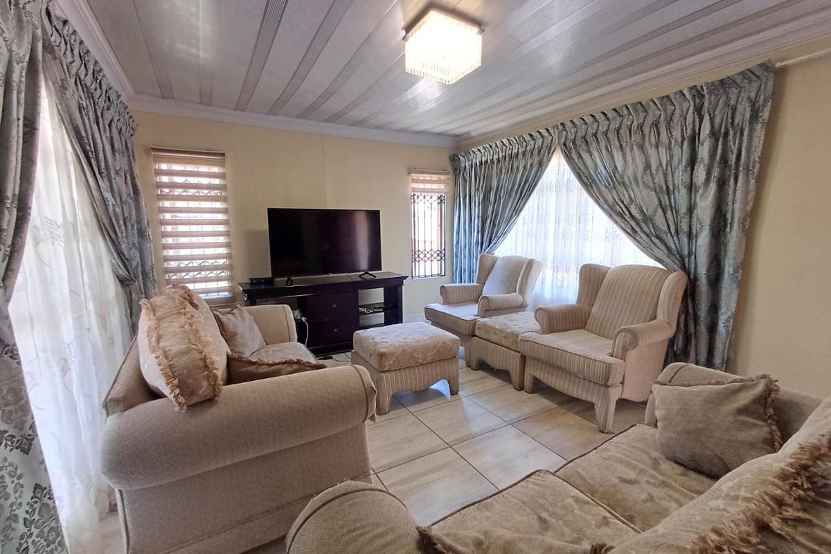 Charming 3-bedroom home in Theresapark - Photo 5