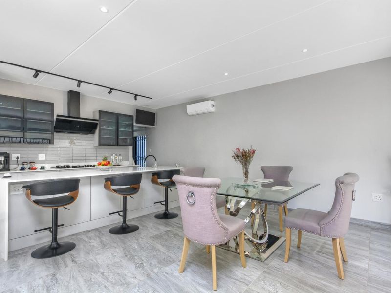 4 Bedroom House for Sale in Carlswald - Photo 8