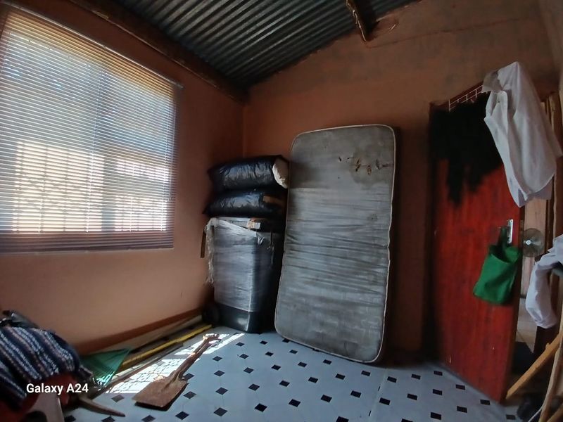 2 Bedroom, 1 bathroom House in Unit P Mdatsane - Photo 4