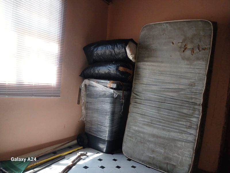 2 Bedroom, 1 bathroom House in Unit P Mdatsane - Photo 9