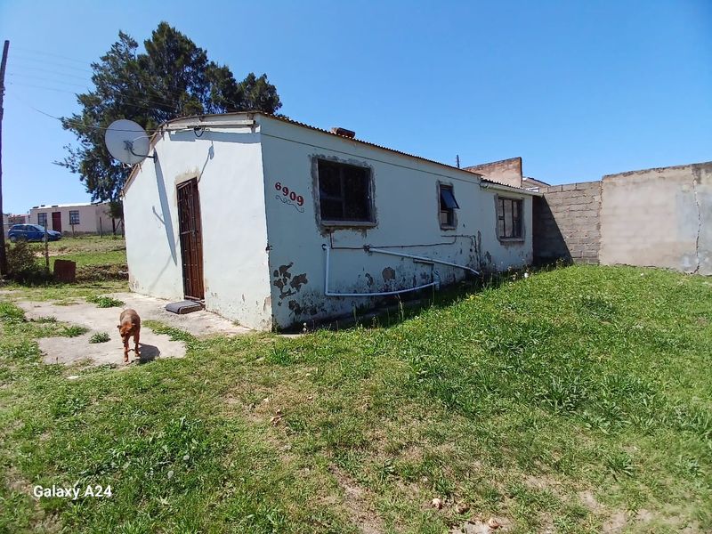 2 Bedroom, 1 bathroom House in Unit P Mdatsane - Photo 2