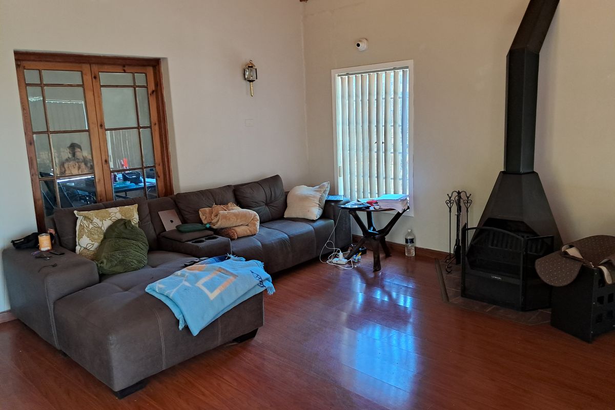 Spacious 4/5 Bedroom Home with Stunning Views and Bordering Msinsi Game Reserve - Photo 5