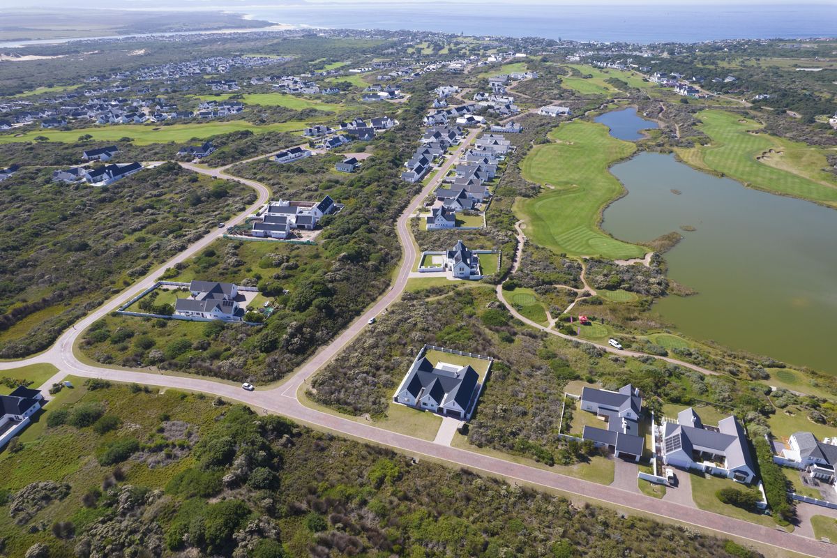 An incredible vacant piece ready to sell on the St Francis Links - Photo 4