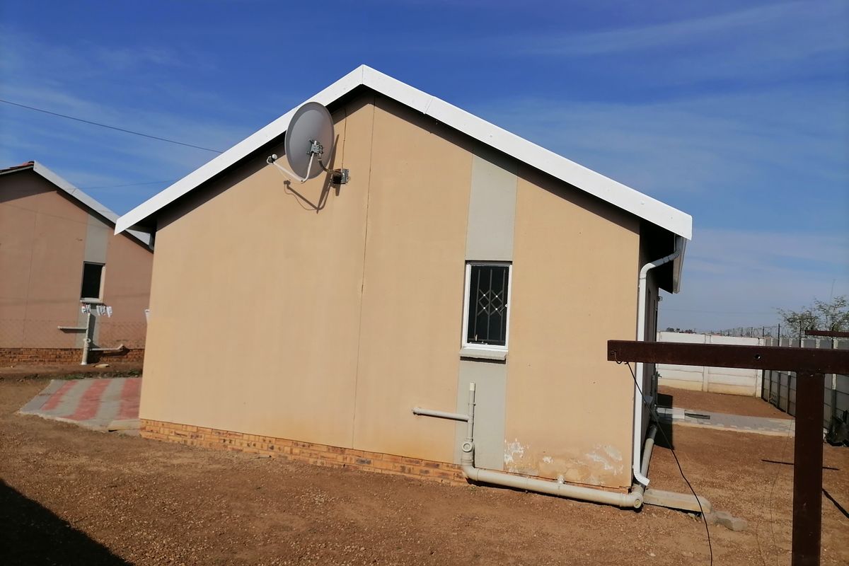 Charming Family Home for Sale in Savanna City, Walkerville - Photo 4