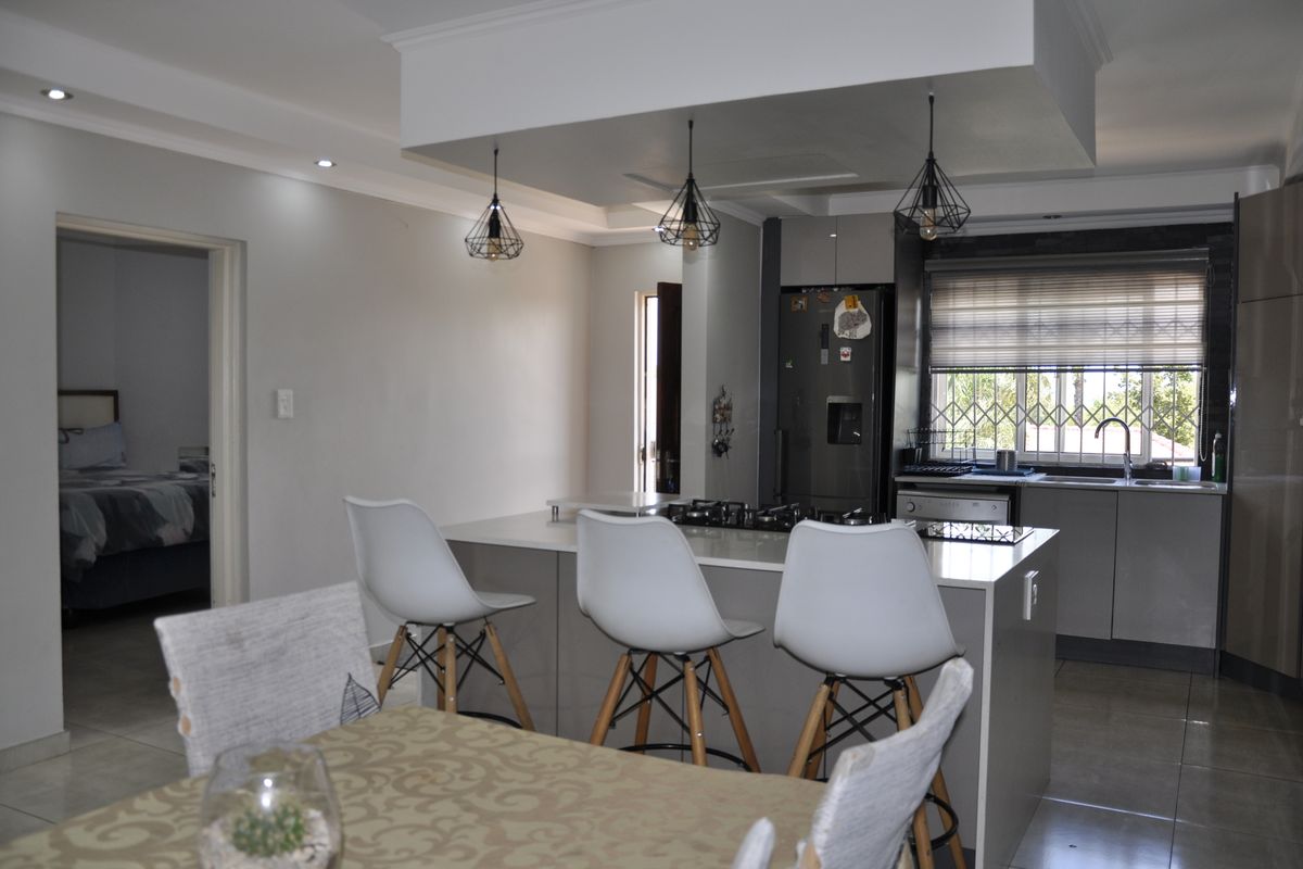 4-Bedroom Family Penthouse - Photo 5