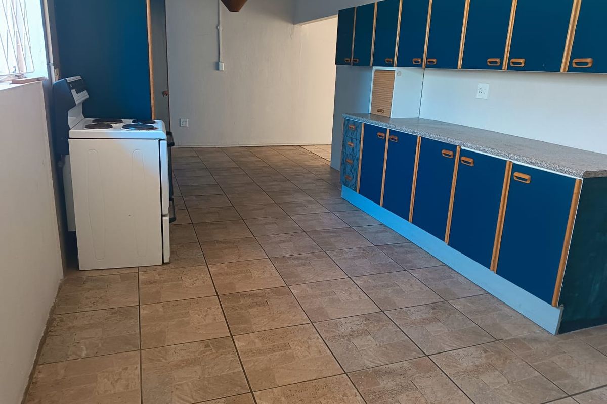 Spacious Family Home with Flat – Comfort, Space & Versatility in Parys! - Photo 5