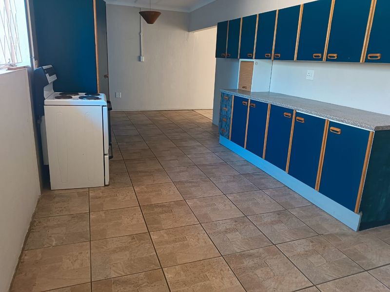 Spacious Family Home with Flat – Comfort, Space & Versatility in Parys! - Photo 5