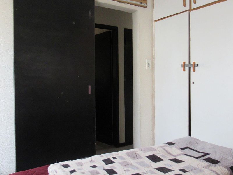 Spacious Family Home with Flatlet & Pool - Photo 7