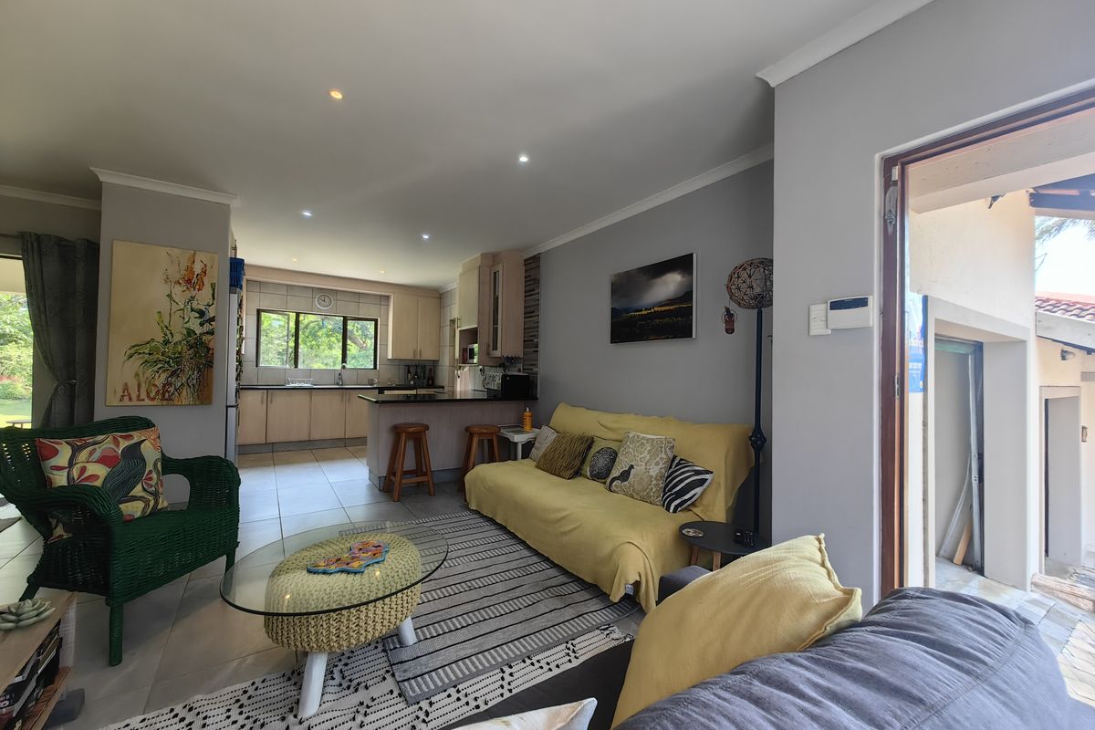 Immaculate Townhouse on Popular Coastal Golf Estate - Photo 2