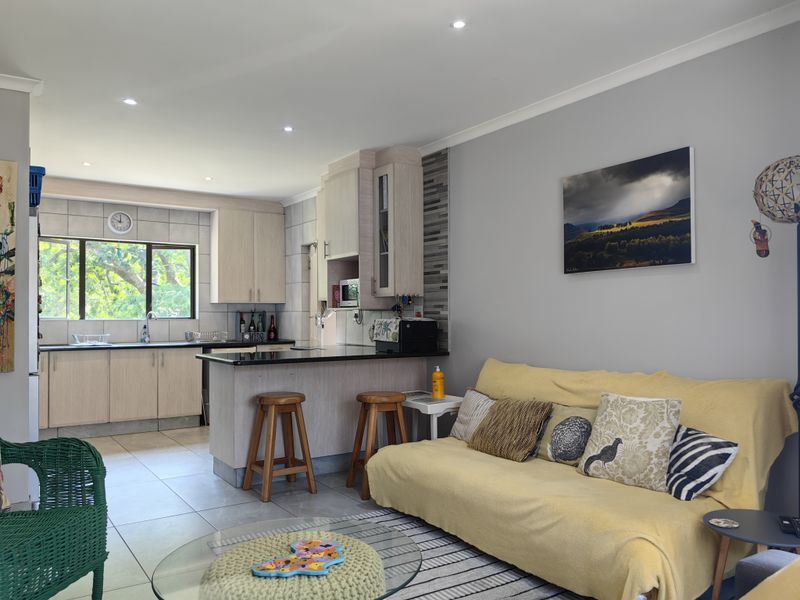 Immaculate Townhouse on Popular Coastal Golf Estate - Photo 6