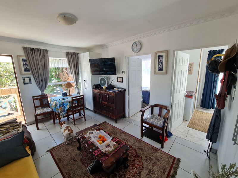 Compact Immaculate Pad in Marina Martinique, Jeffreys Bay - Photo 10