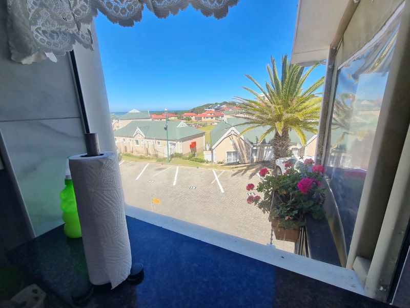 Compact Immaculate Pad in Marina Martinique, Jeffreys Bay - Photo 8