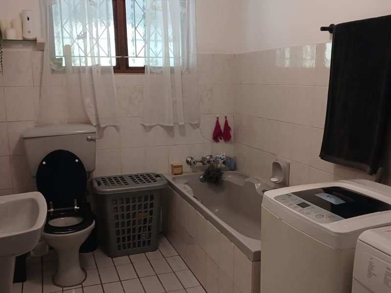 3 Bedroom House R14 000 Rental - Photo 7