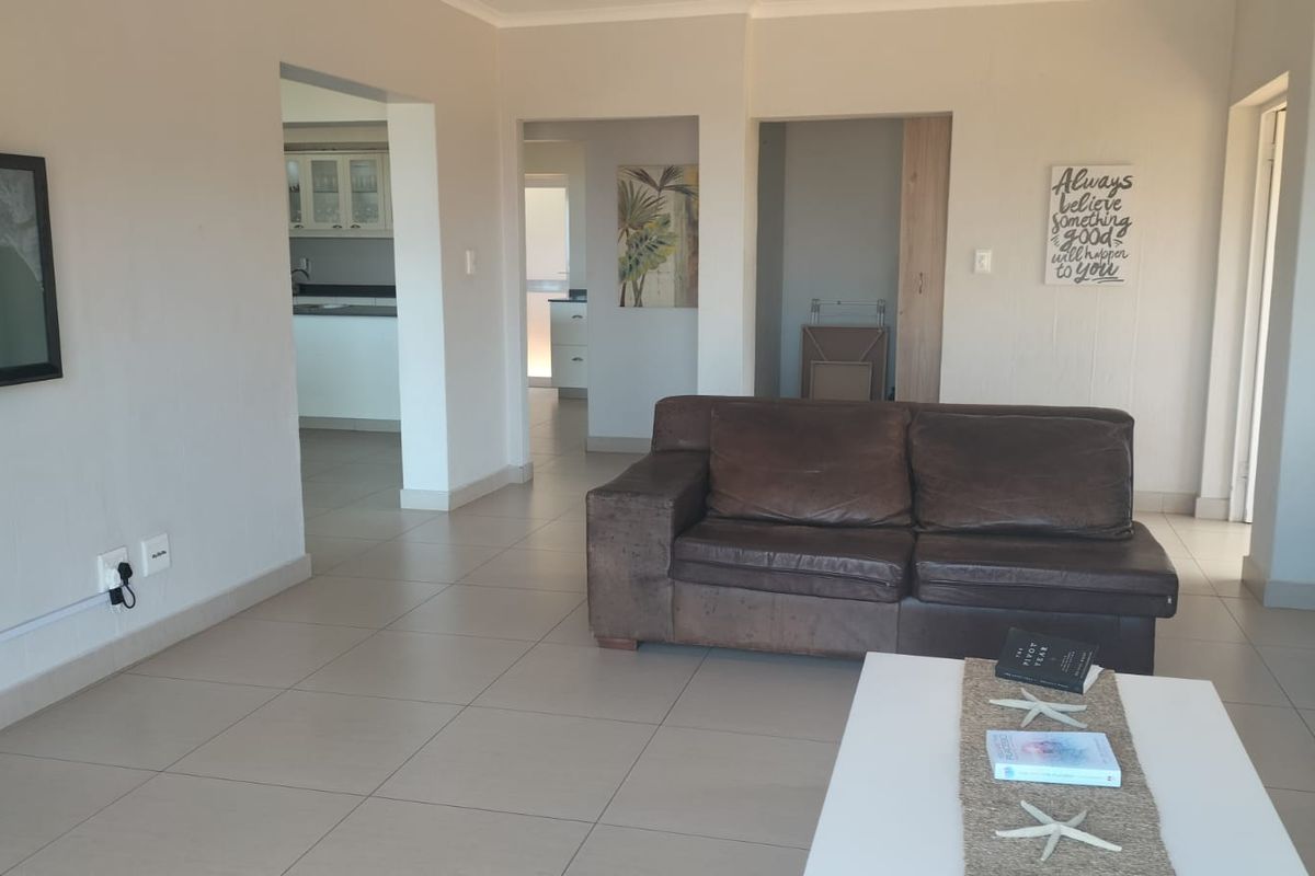 Charming freestanding home in Ballito Central – your sea view retreat awaits! - Photo 5