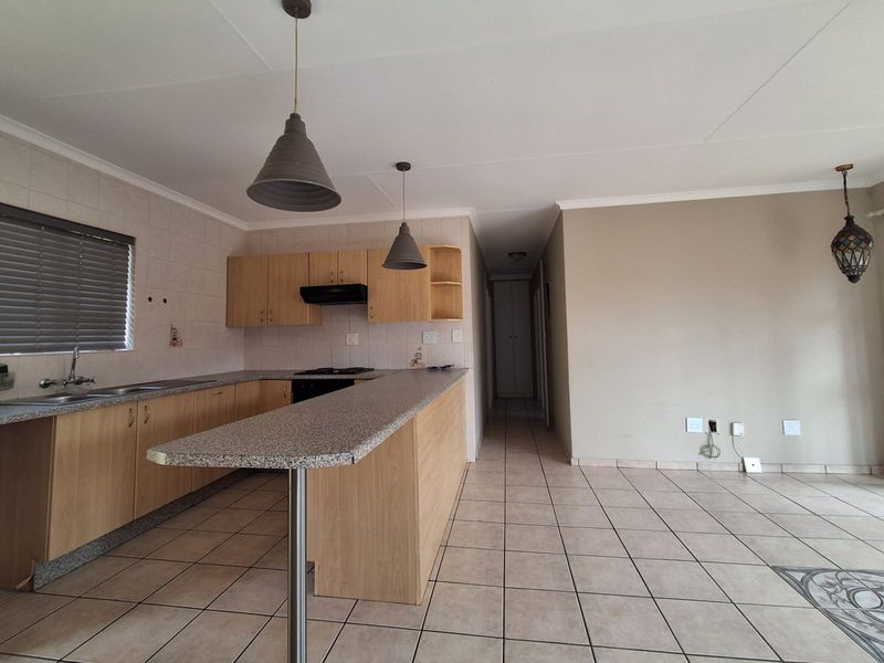Modern & Secure 3-Bedroom Home in Sought-After Estate - Photo 9