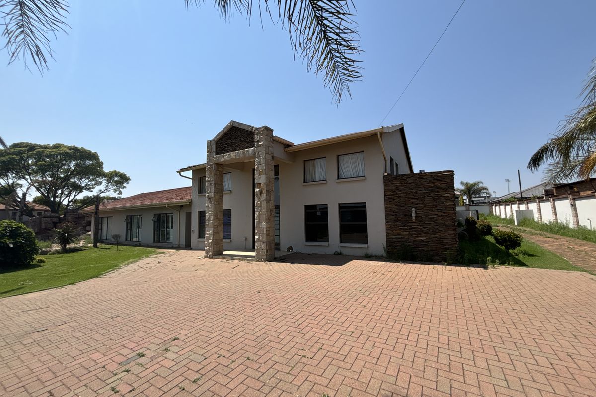 Endless Potential on a Massive 3,634m2 Stand in Prime Rynfield! - Photo 2