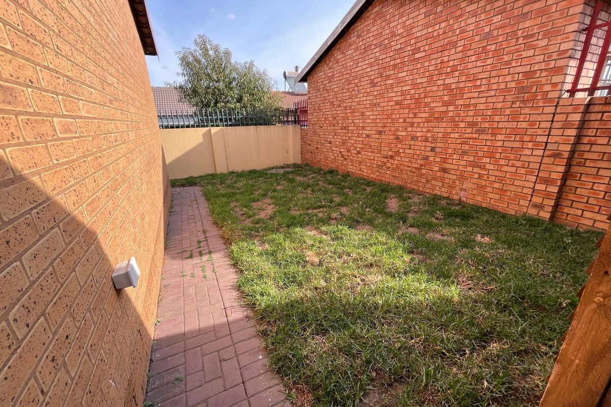3 Bedroom at Tasbetark - Photo 2