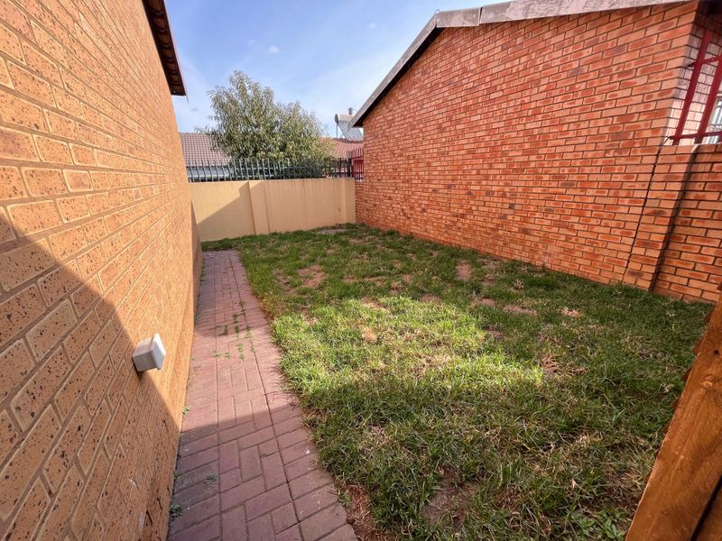 3 Bedroom at Tasbetark - Photo 2