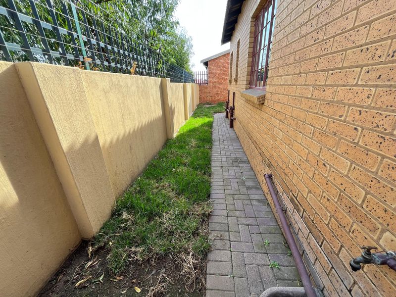 3 Bedroom at Tasbetark - Photo 4