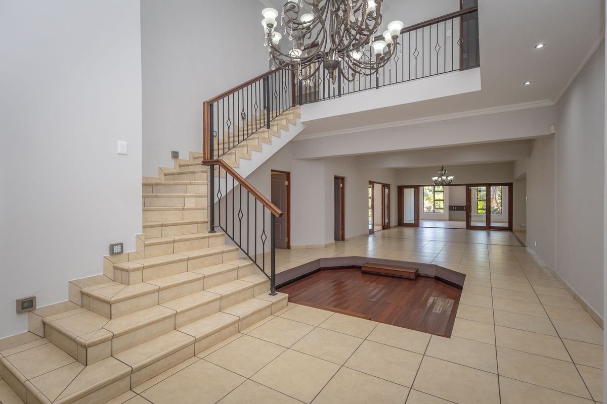 Bring the Whole Family!!! - Photo 2