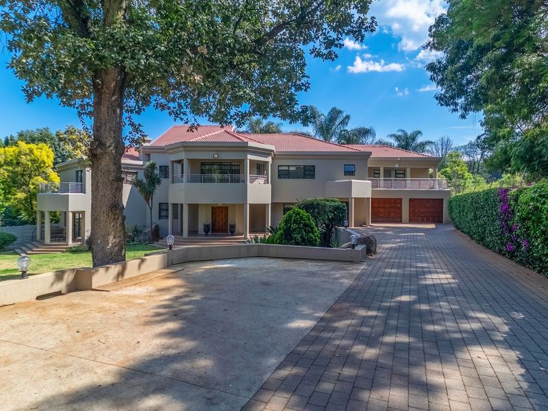 Upper Bedfordview Family Home within a Gated Road Enclosure - Photo 5