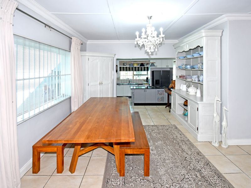 Versatile investment property with strong rental income. - Photo 5