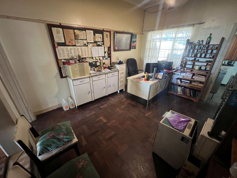 Charming 3-bedroom house with flatlet for sale in Freemanville, Klerksdorp - Perfect for investment! - Photo 9