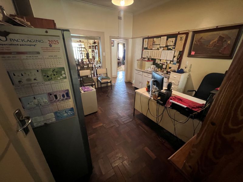 Charming 3-bedroom house with flatlet for sale in Freemanville, Klerksdorp - Perfect for investment! - Photo 8