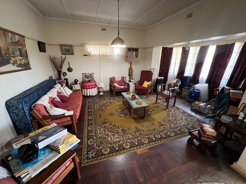 Charming 3-bedroom house with flatlet for sale in Freemanville, Klerksdorp - Perfect for investment! - Photo 6