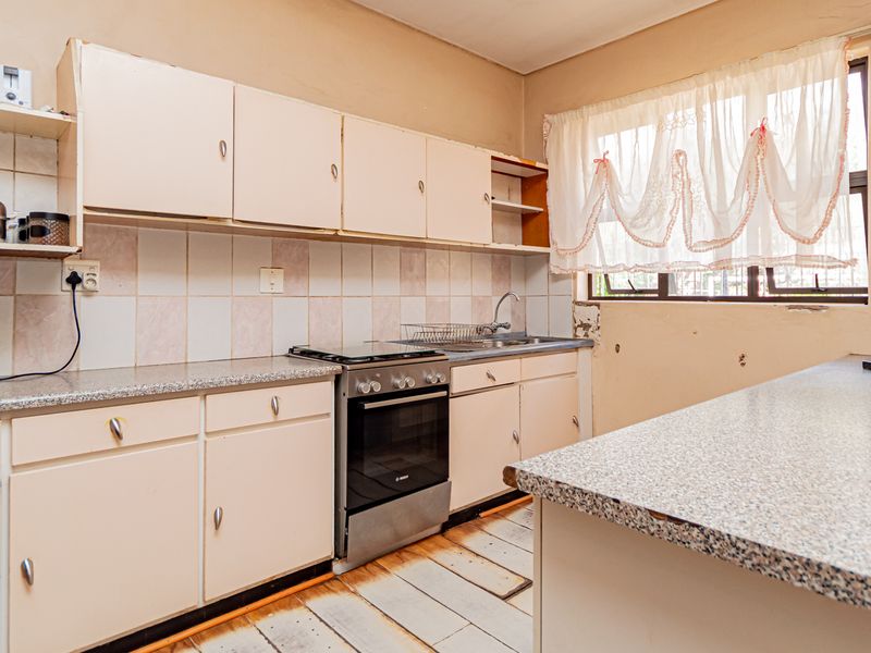 Great value , great location first time buyers - Photo 7