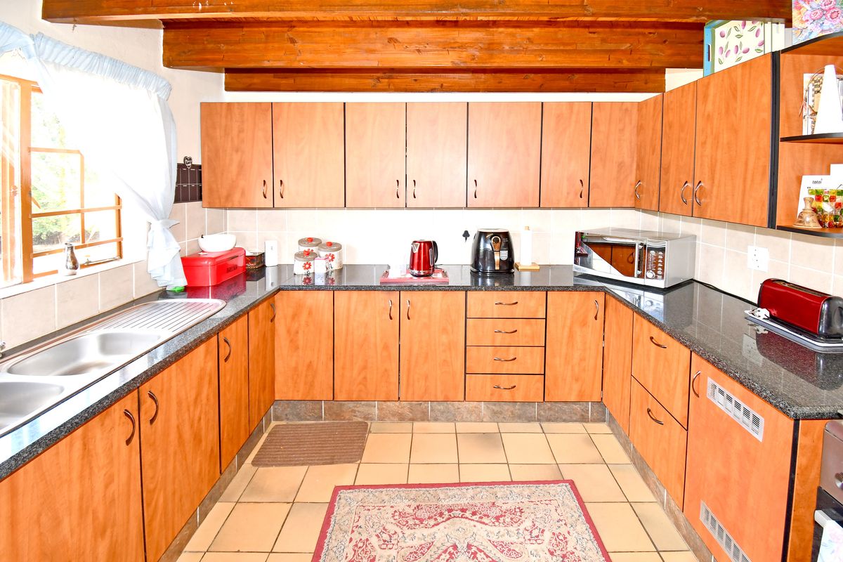 Versatile Income-Producing Property with Equestrian Facilities/Business opportunities - Photo 4
