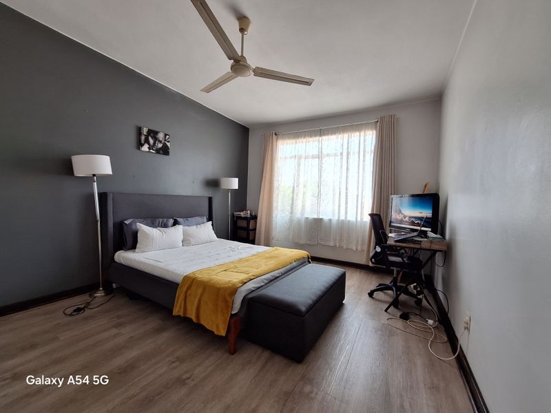 Flat For Sale In Durban - Photo 8