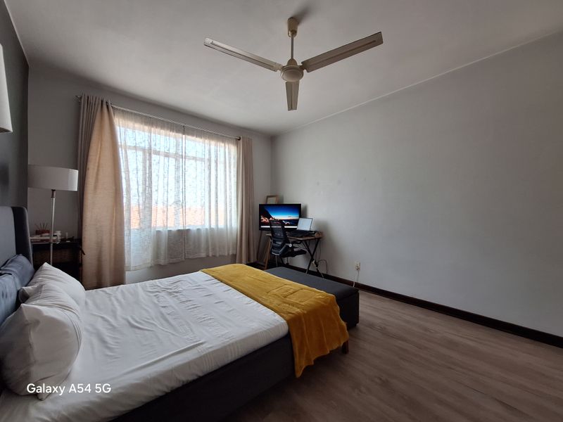 Flat For Sale In Durban - Photo 10