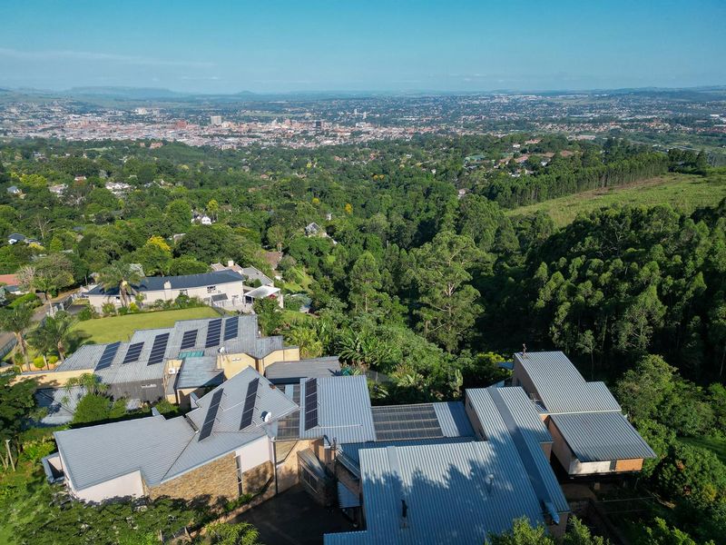 Architect-Designed Home with Panoramic Views and B&B Option - Photo 7