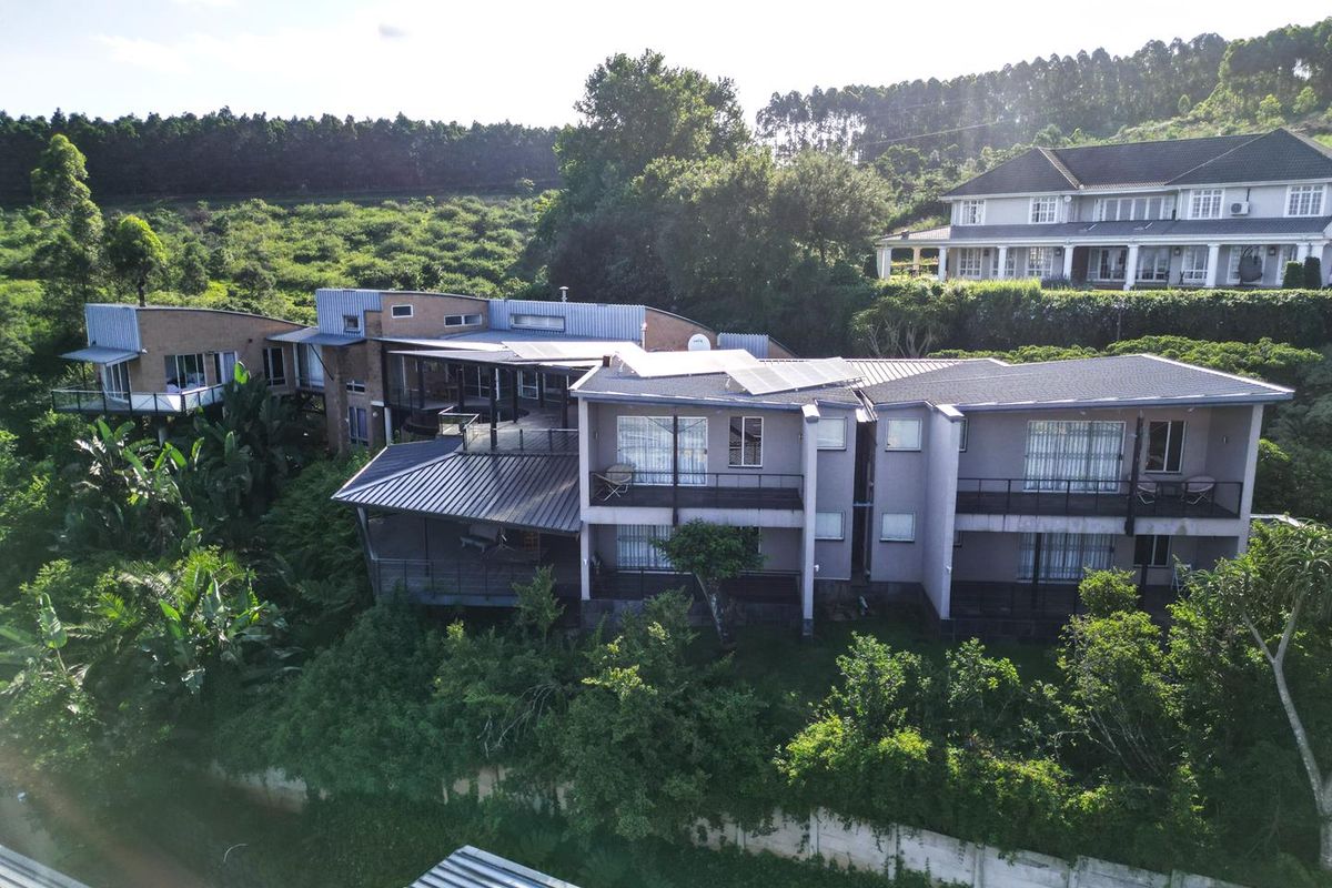 Architect-Designed Home with Panoramic Views and B&B Option - Photo 3