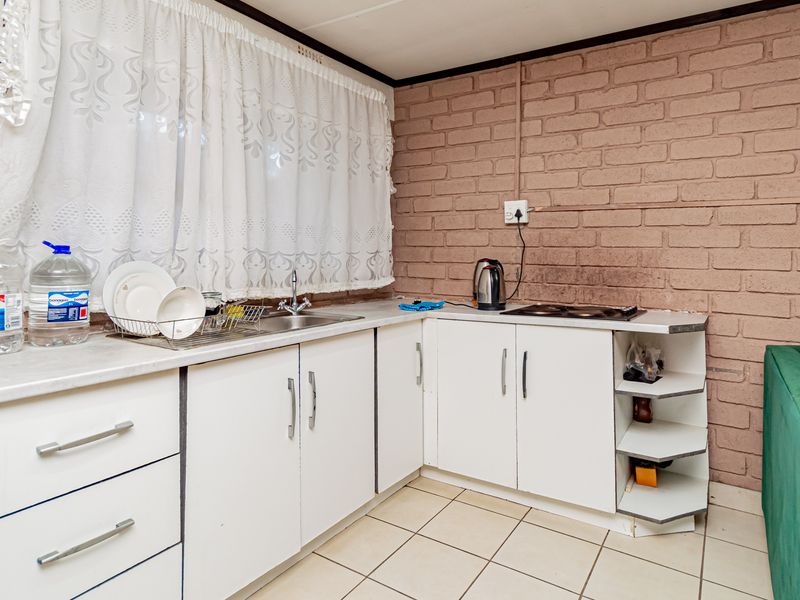 Secure and Convenient - Photo 9