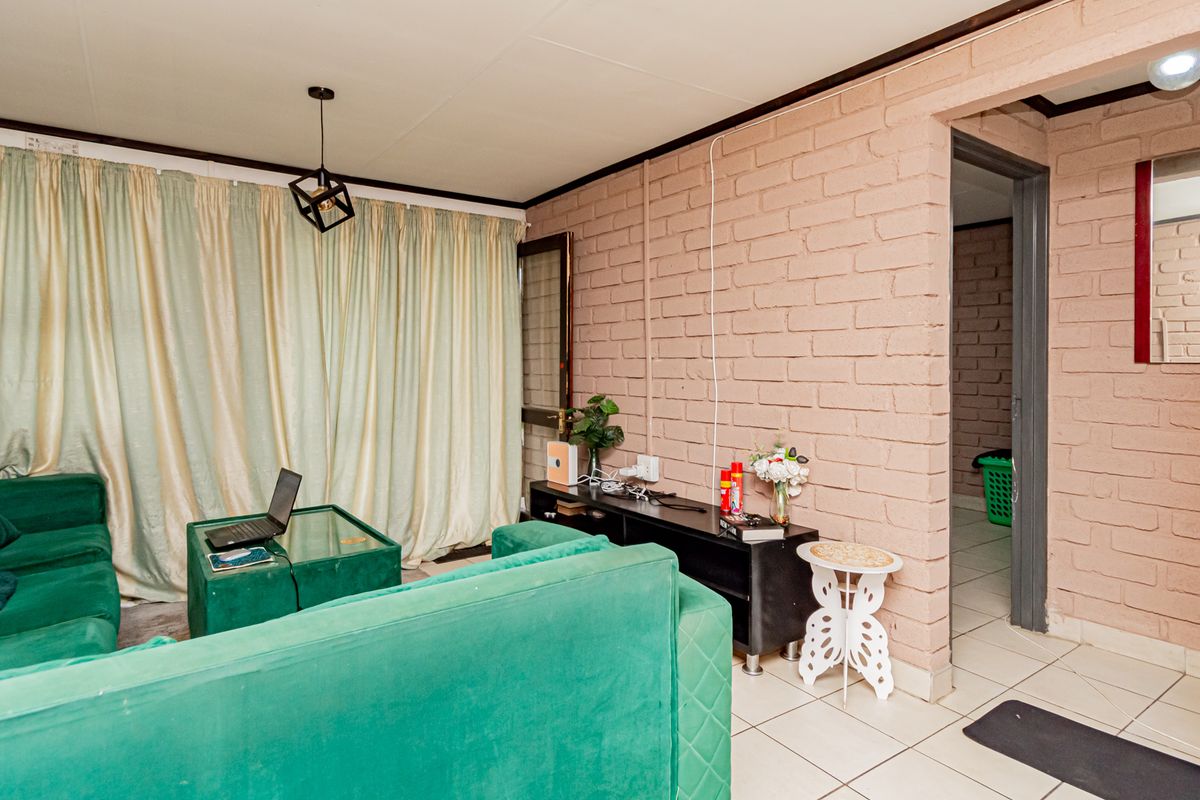 Secure and Convenient - Photo 5