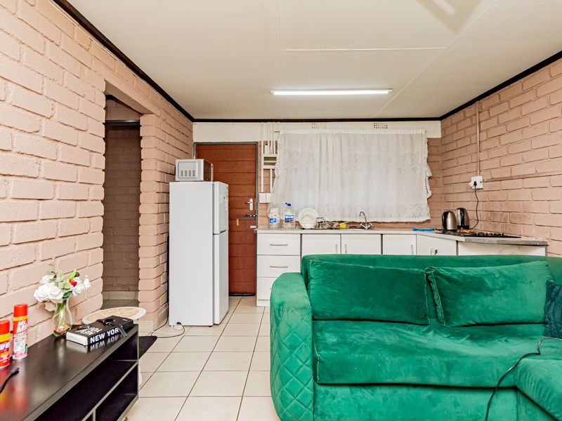 Secure and Convenient country living. - Photo 8