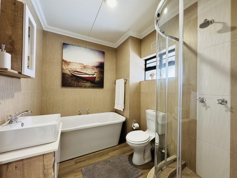 3 Bedroom Apartment for Sale in Roodepark Eco City 2! - Photo 8