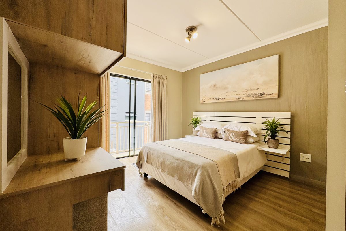 3 Bedroom Apartment for Sale in Roodepark Eco City 2! - Photo 4