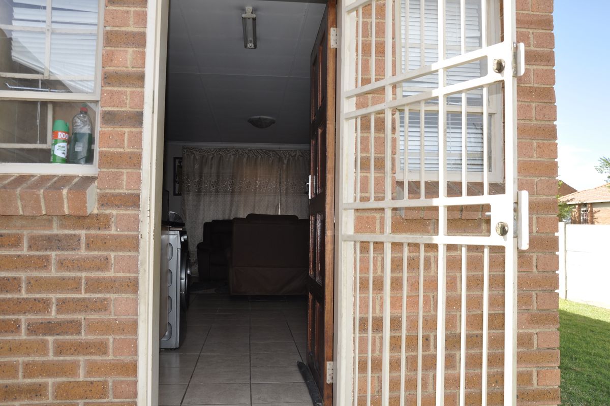 OLIEVENHOUTBOS - CENTURION - Photo 2