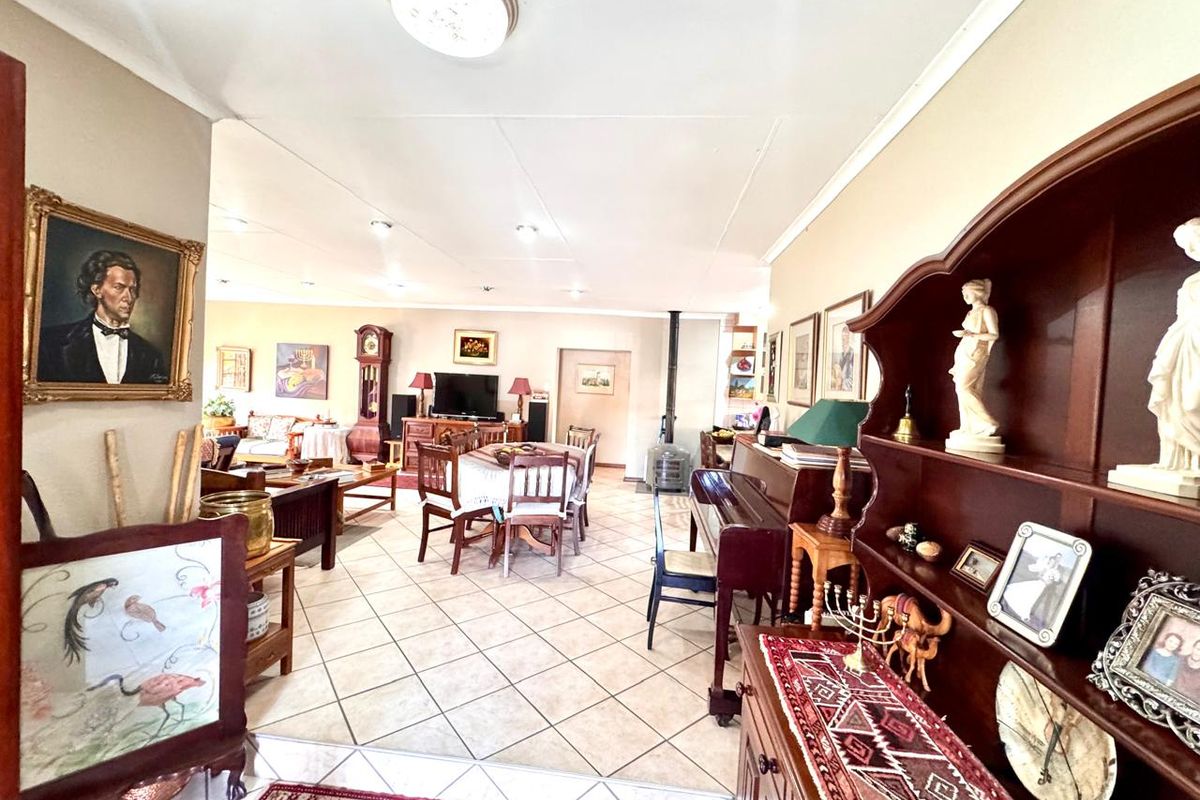 Comfortable Family Living in Secure Complex with Solar & Water Backup - Photo 4