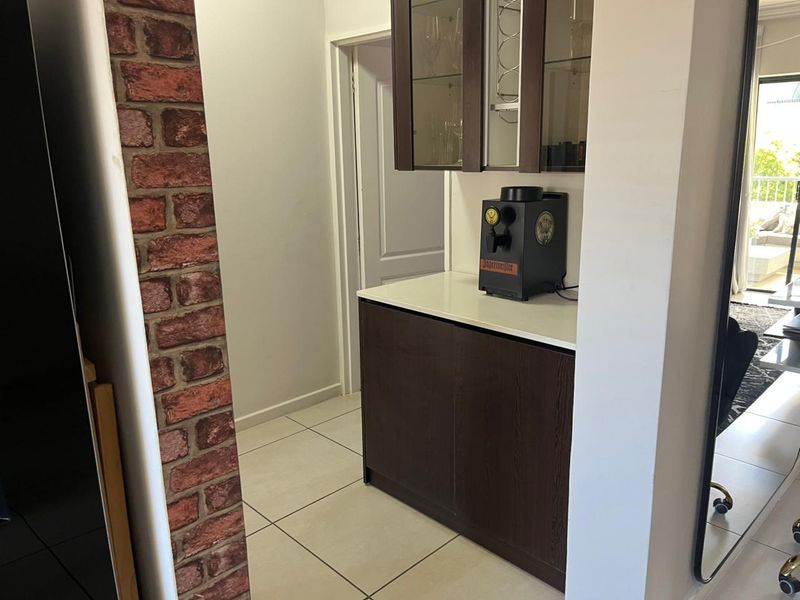 Modern 2-Bed Apartment for Sale in Kyalami Hills, Midrand – Prime Investment Opportunity - Photo 6