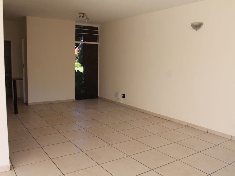 Modern Living in a Secure Bedfordview Complex - Photo 6